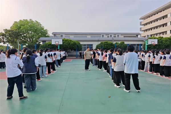 5ff3608c827d405487fd8e4b0f0297ad.jpg